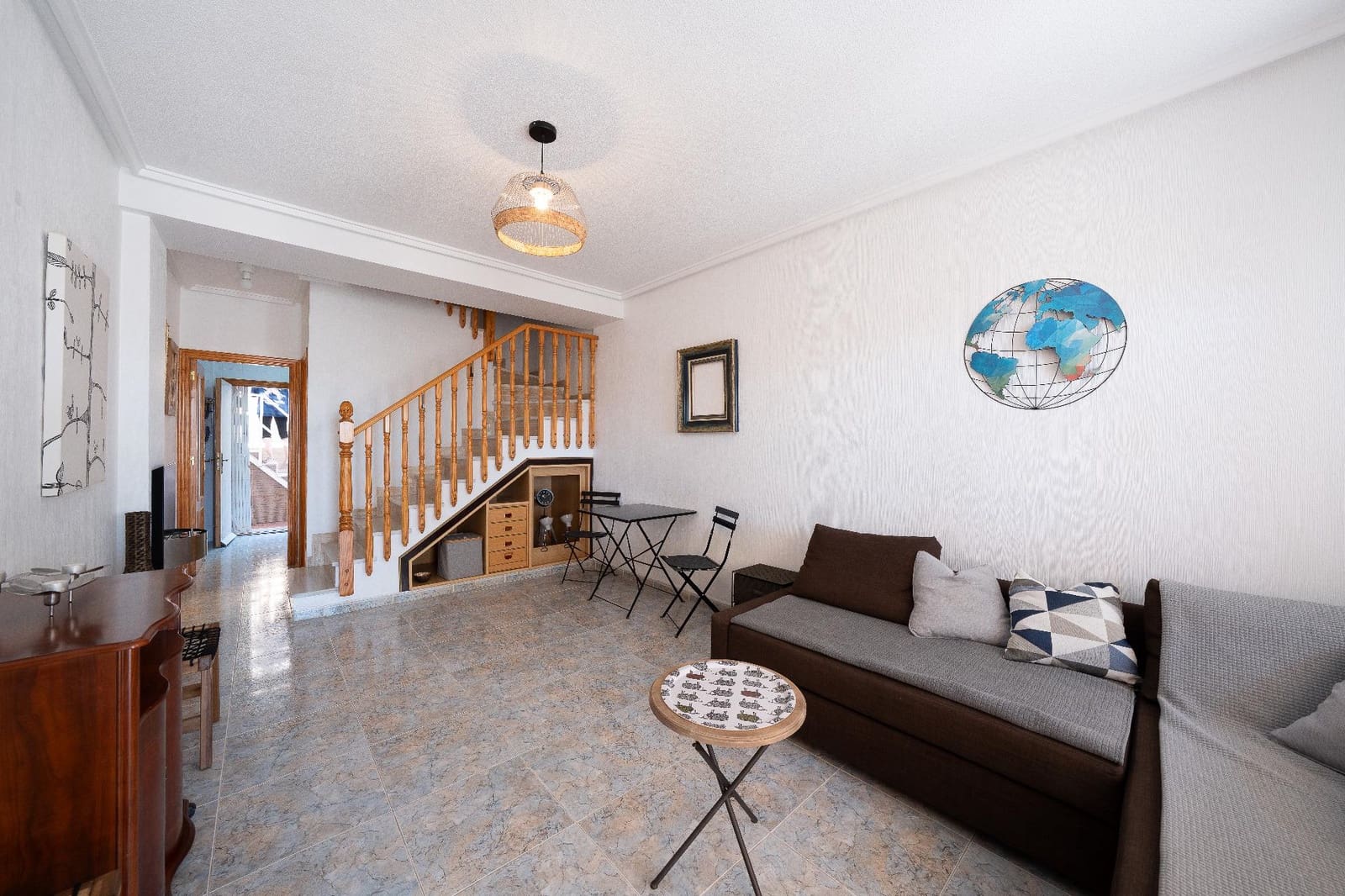 2 soverom Bungalow til salgs i Arenales del Sol med svømmebasseng - € 245 000 (Ref: 9876355)
