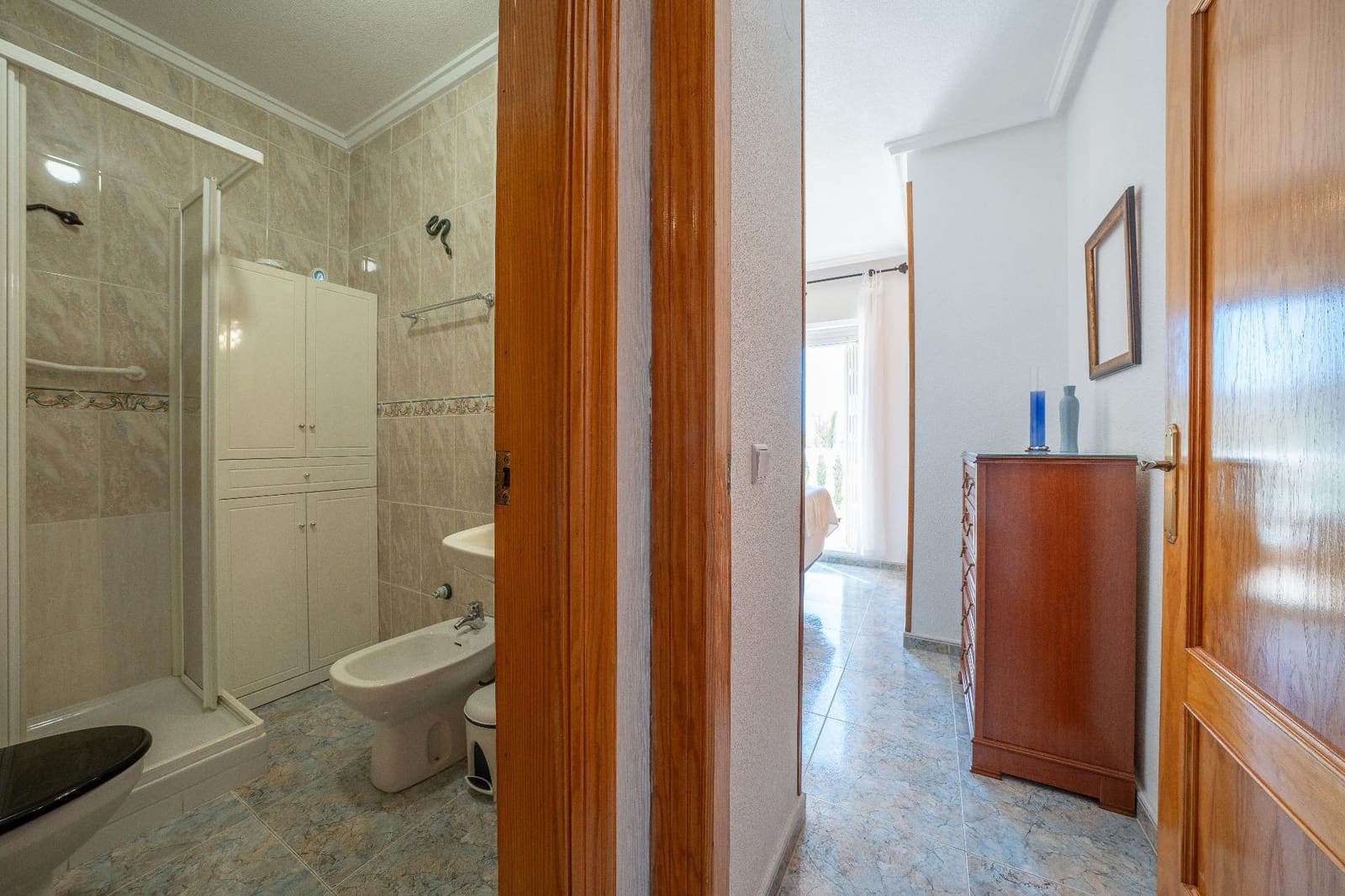 2 soverom Bungalow til salgs i Arenales del Sol med svømmebasseng - € 245 000 (Ref: 9876355)