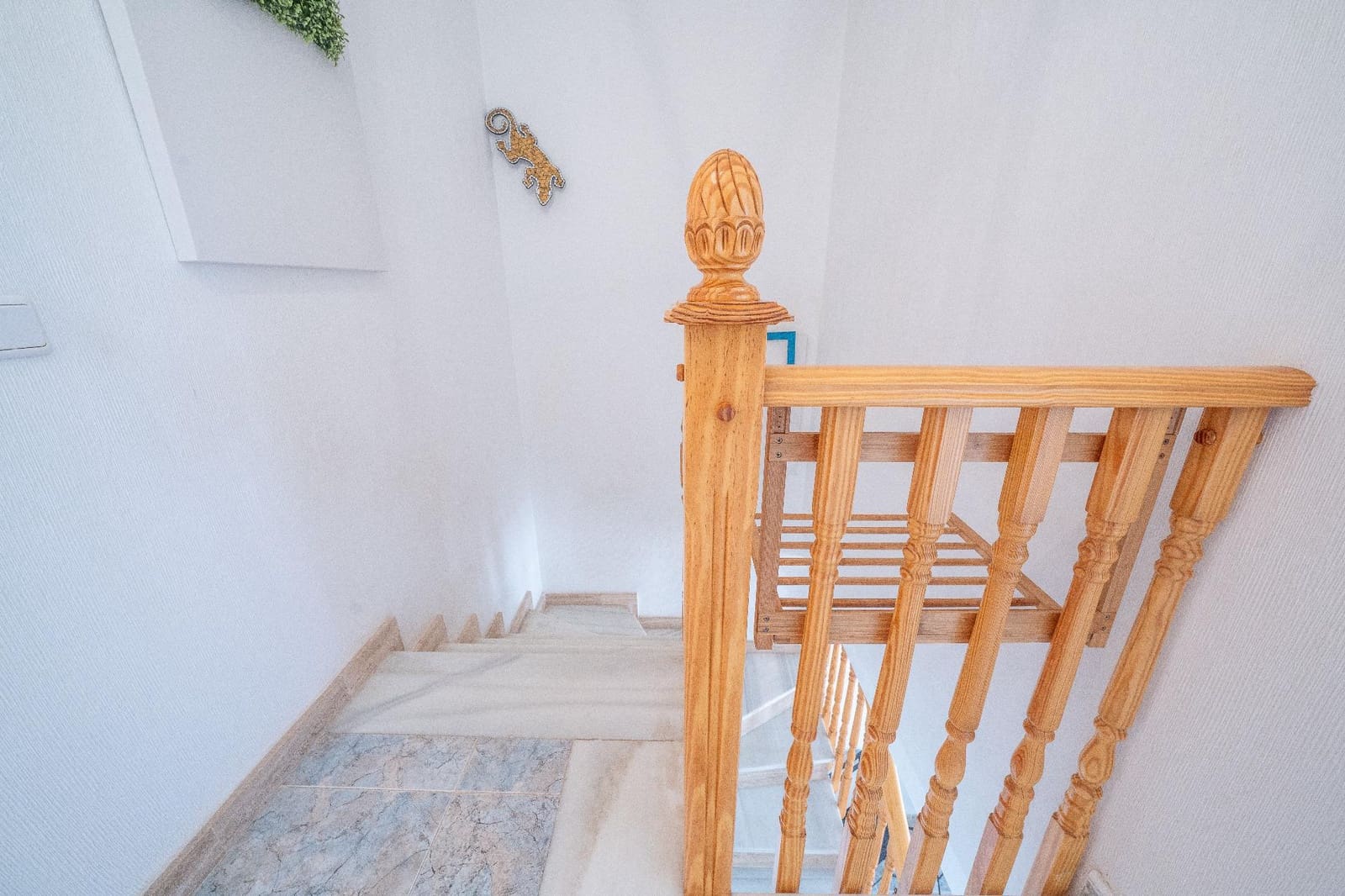 2 soverom Bungalow til salgs i Arenales del Sol med svømmebasseng - € 245 000 (Ref: 9876355)