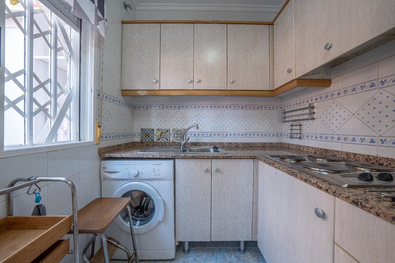 2 soverom Bungalow til salgs i Arenales del Sol med svømmebasseng - € 245 000 (Ref: 9876355)
