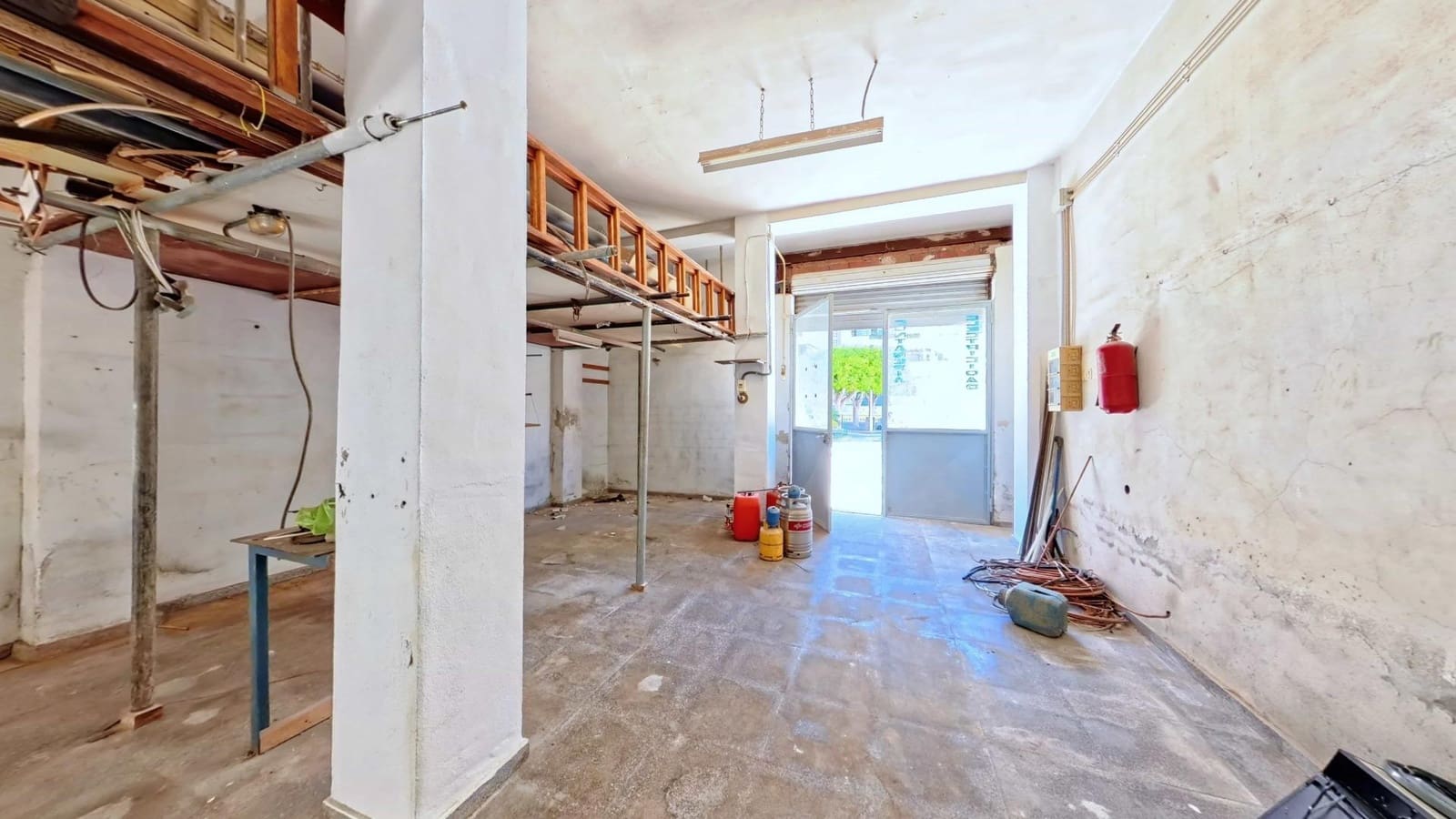 Kommersiell till salu i La Villajoyosa / Vila Joiosa - 205 000 € (Ref: 9881898)
