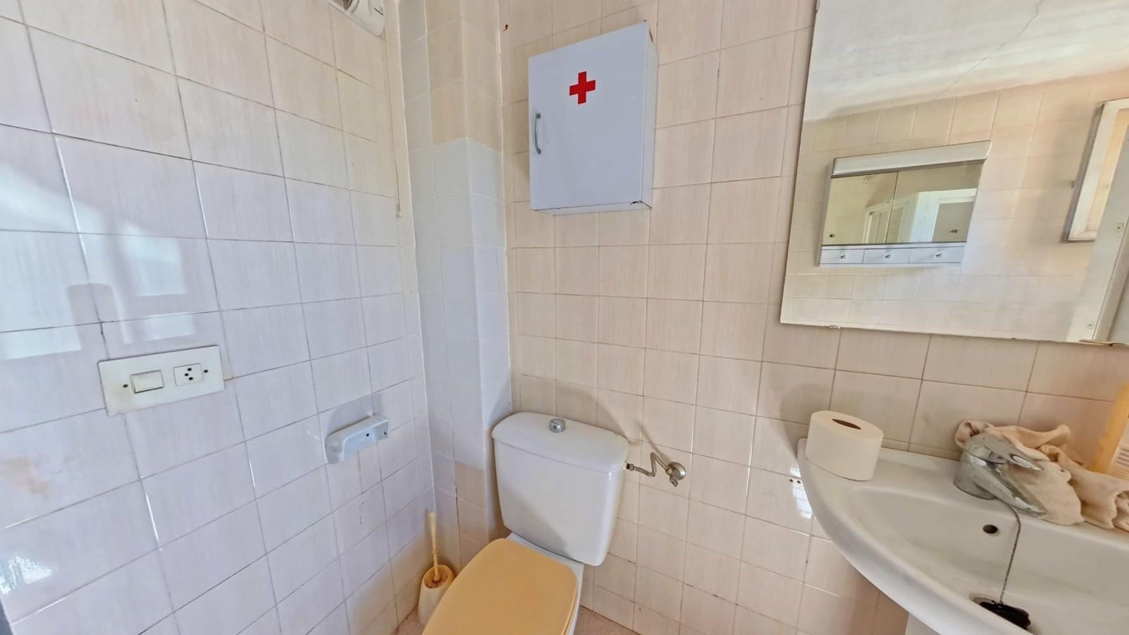 Kommersiell till salu i La Villajoyosa / Vila Joiosa - 205 000 € (Ref: 9881898)