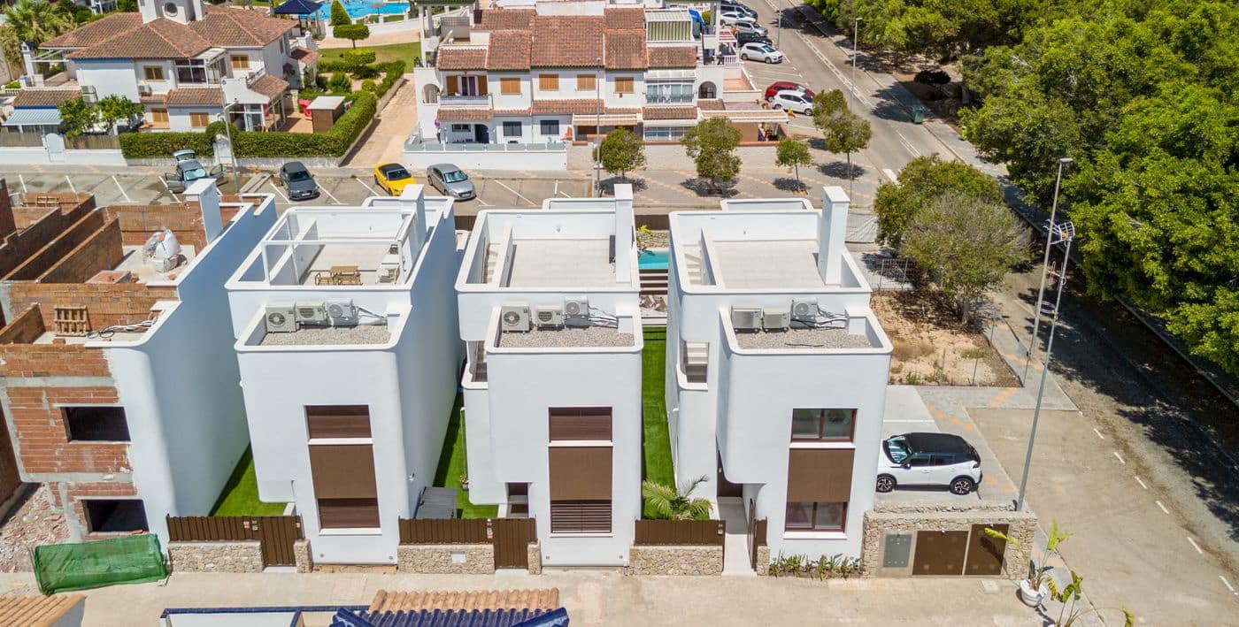 4 chambre Villa/Maison à vendre à Pilar de la Horadada - 729 900 € (Ref: 9888071)