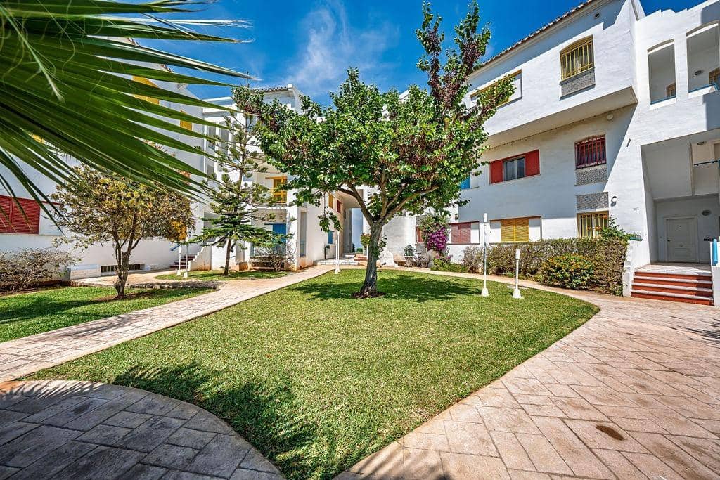 2 bedroom Apartment for sale in Denia with pool garage - € 597,000 (Ref: 9890335)