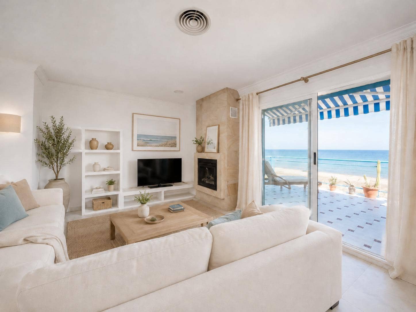2 bedroom Apartment for sale in Denia with pool garage - € 597,000 (Ref: 9890335)
