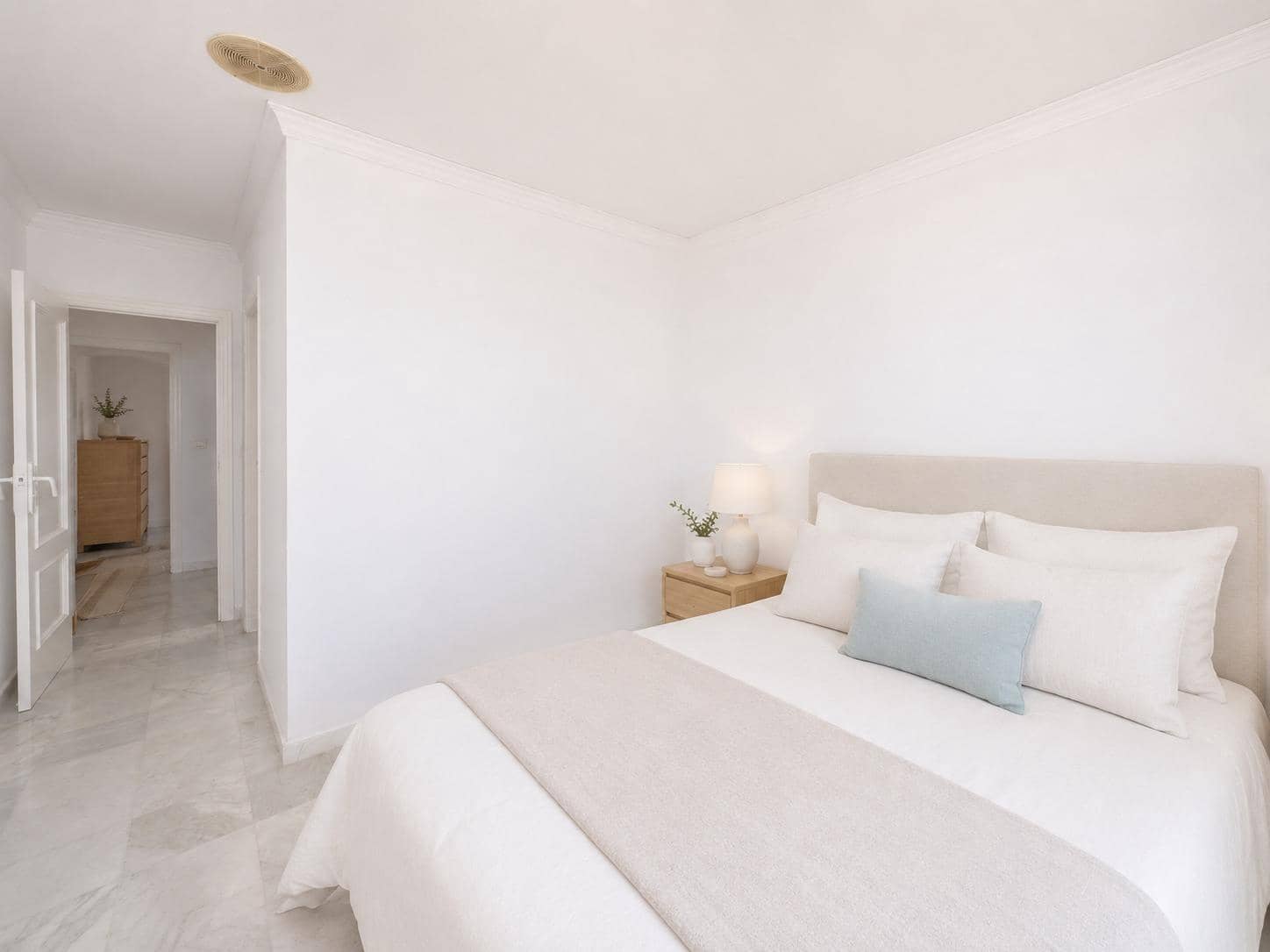 2 bedroom Apartment for sale in Denia with pool garage - € 597,000 (Ref: 9890335)