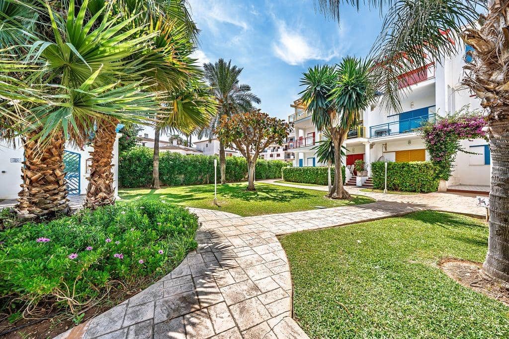 2 bedroom Apartment for sale in Denia with pool garage - € 597,000 (Ref: 9890335)