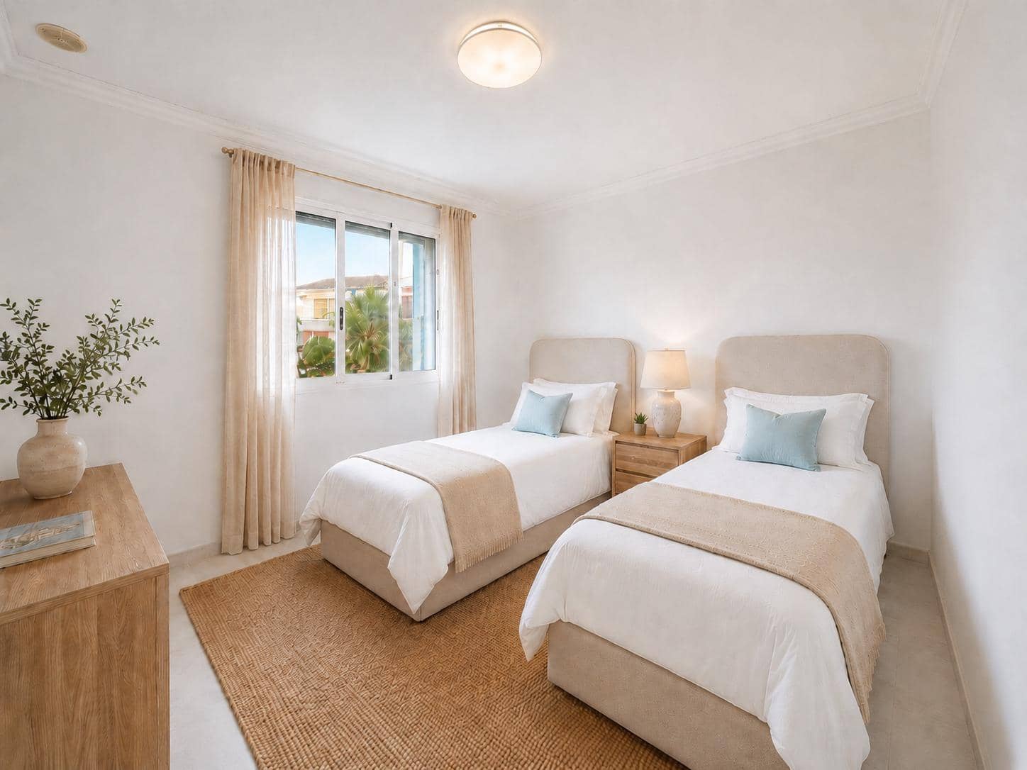 2 bedroom Apartment for sale in Denia with pool garage - € 597,000 (Ref: 9890335)