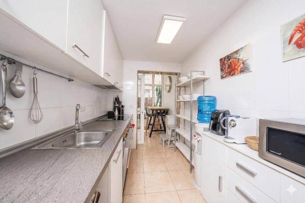 4 bedroom Terraced Villa for sale in Pedreguer with garage - € 340,000 (Ref: 9892286)