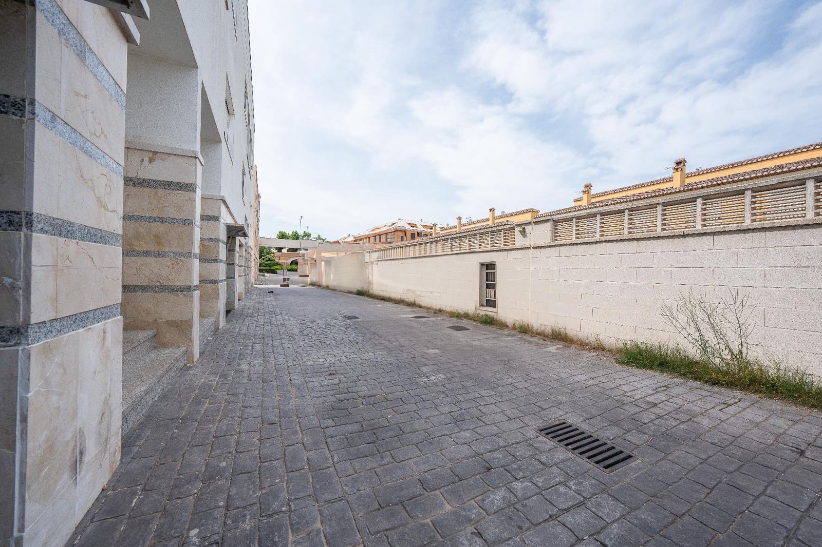 4 bedroom Terraced Villa for sale in Pedreguer with garage - € 340,000 (Ref: 9892286)