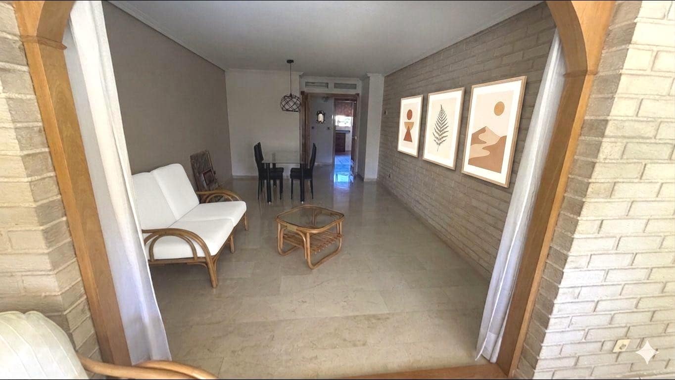 3 Zimmer Apartment zu verkaufen in Alicante / Alacant Stadt mit Pool Garage - 350.000 € (Ref: 9893811)