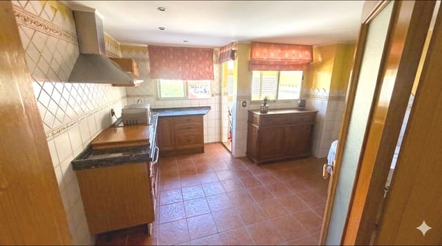 3 Zimmer Apartment zu verkaufen in Santo Domingo, Alicante / Alacant Stadt mit Pool Garage - 350.000 € (Ref: 9893811)