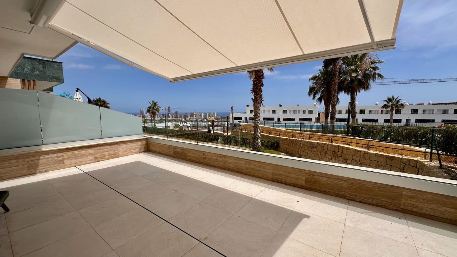 3 soveværelse Lejlighed til leje i Finestrat med swimmingpool garage - € 3.500 (Ref: 9893813)