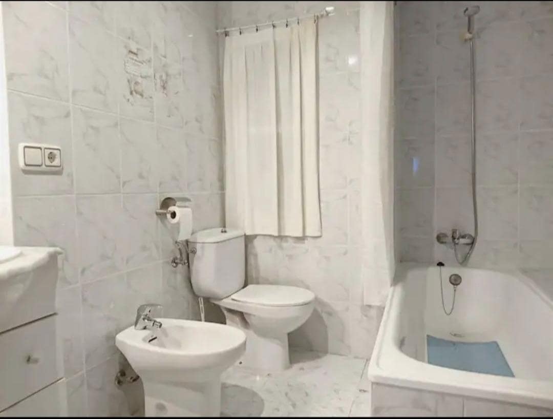 2 camera da letto Appartamento da affittare in Alicante citta - 900 € (Rif: 9896280)