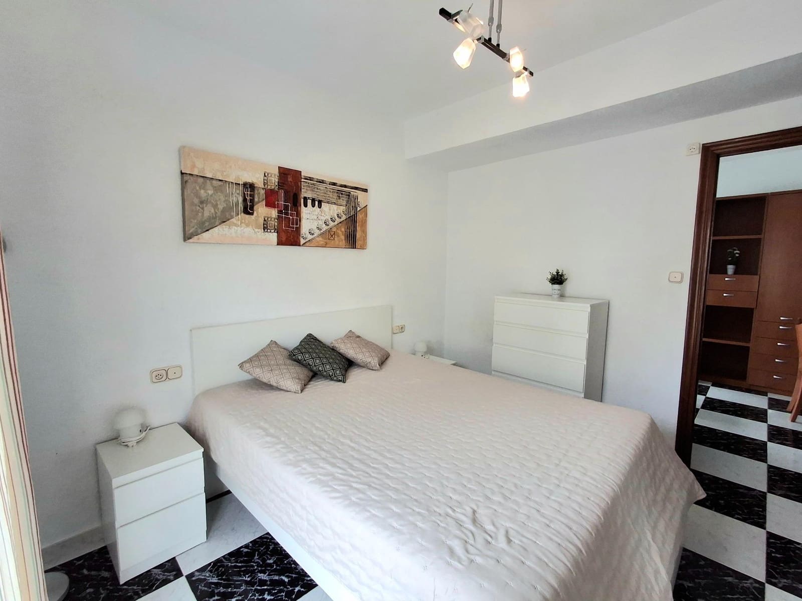 2 camera da letto Appartamento da affittare in Alicante citta - 900 € (Rif: 9896280)