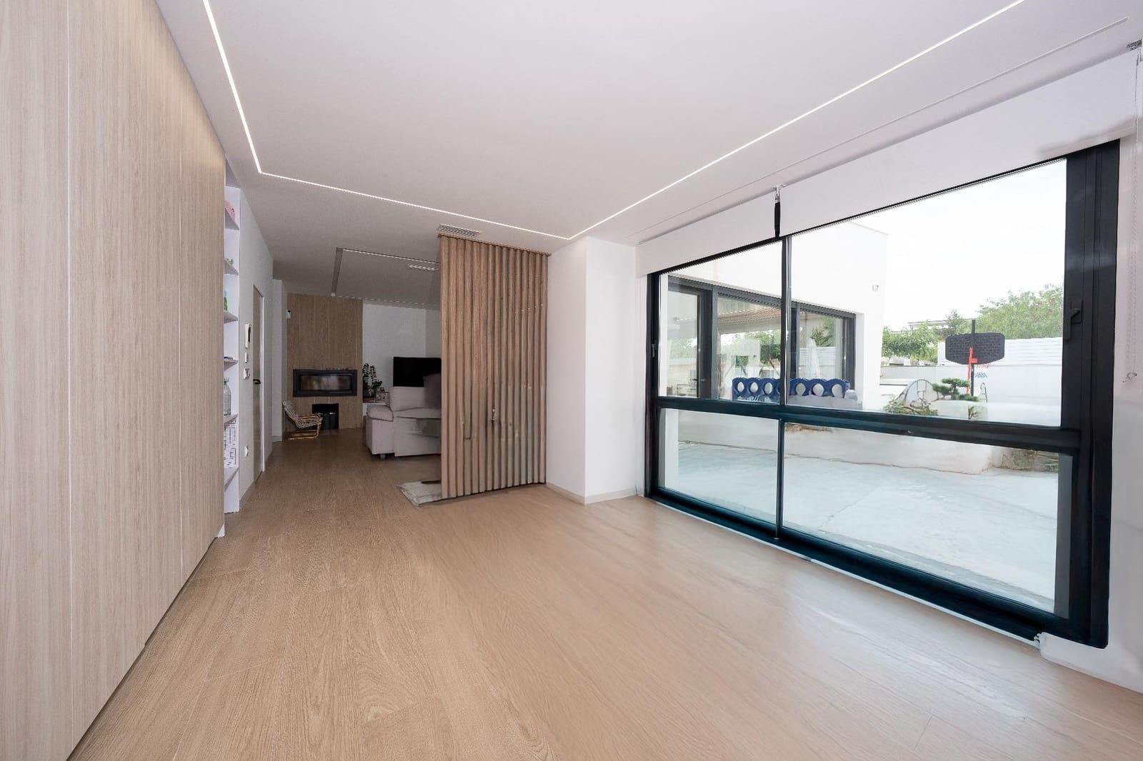 3 bedroom Villa for sale in Castalla with pool garage - € 800,000 (Ref: 9896282)