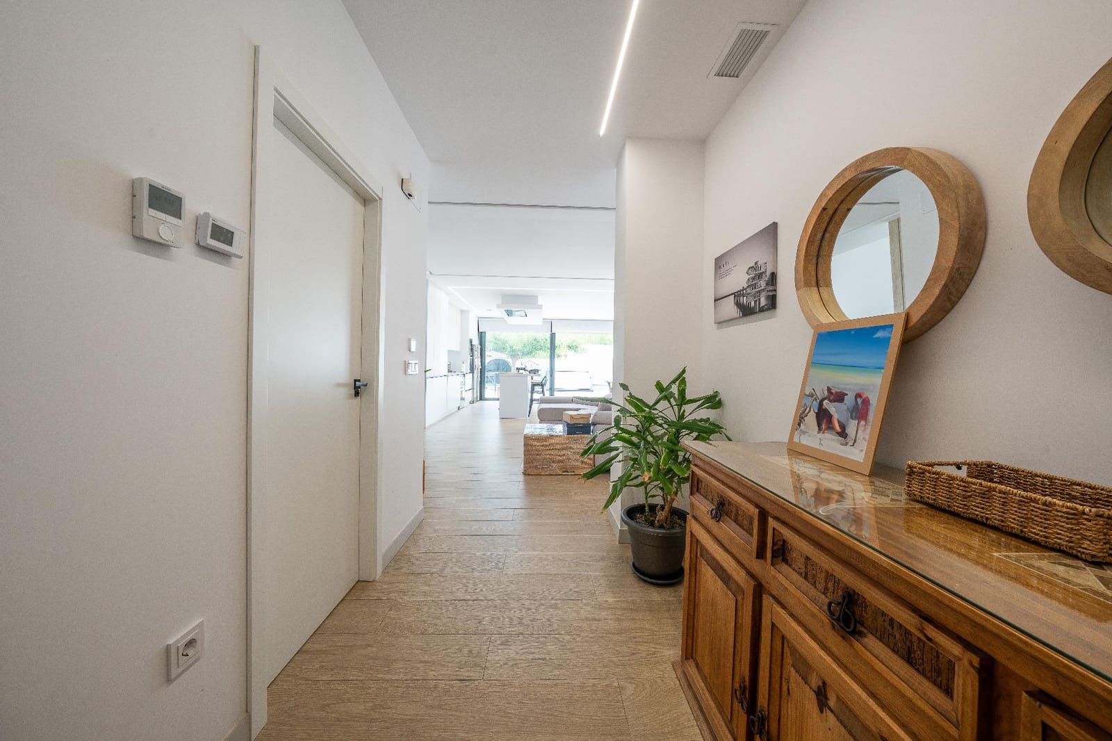 3 bedroom Villa for sale in Castalla with pool garage - € 800,000 (Ref: 9896282)