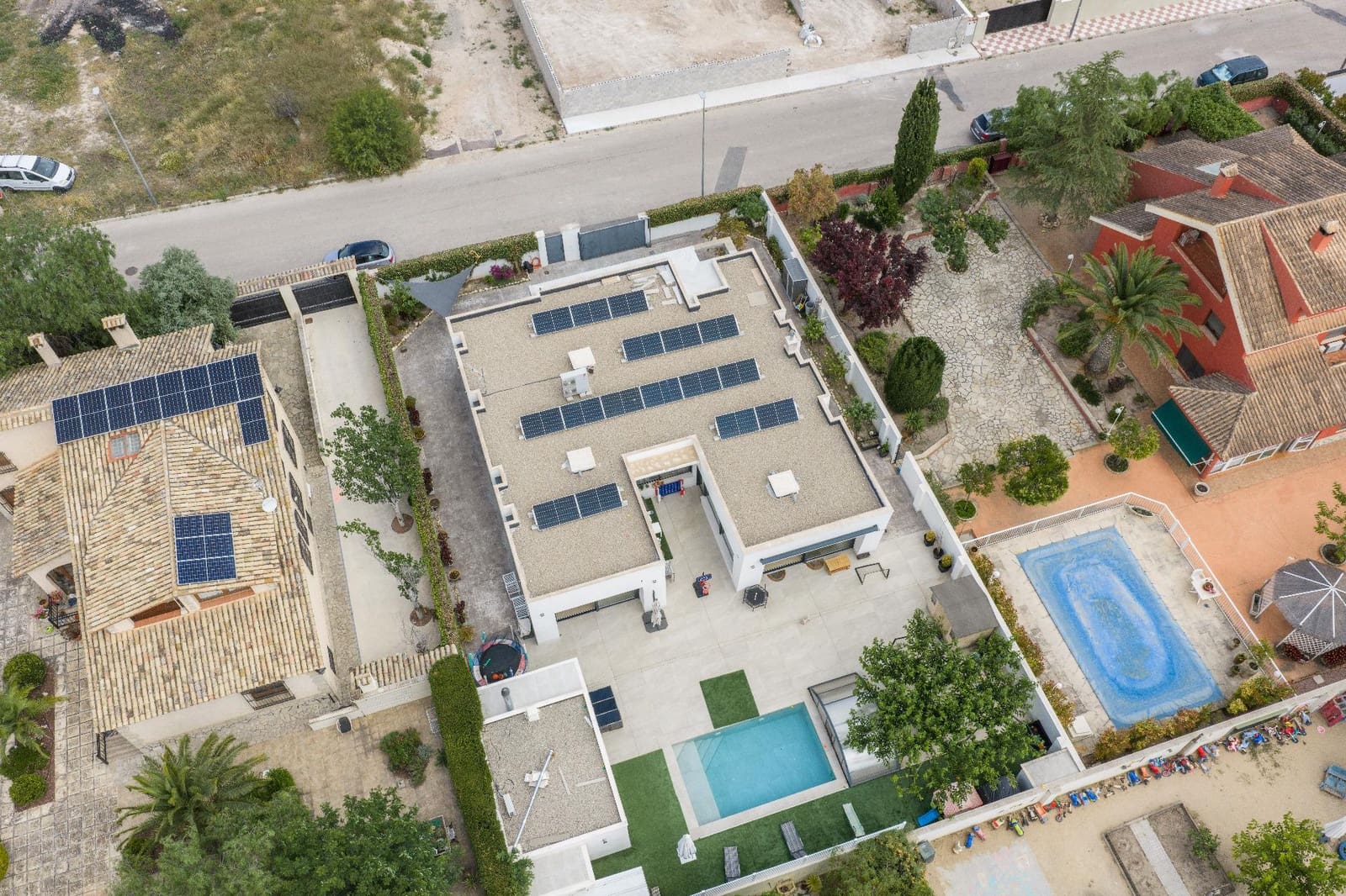 3 bedroom Villa for sale in Castalla with pool garage - € 800,000 (Ref: 9896282)