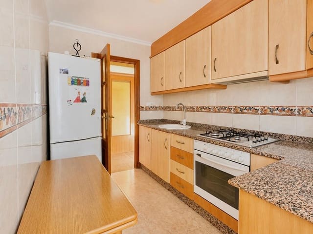 4 soveværelse Lejlighed til salg i Alipark, Alicante by - € 170.000 (Ref: 9907513)