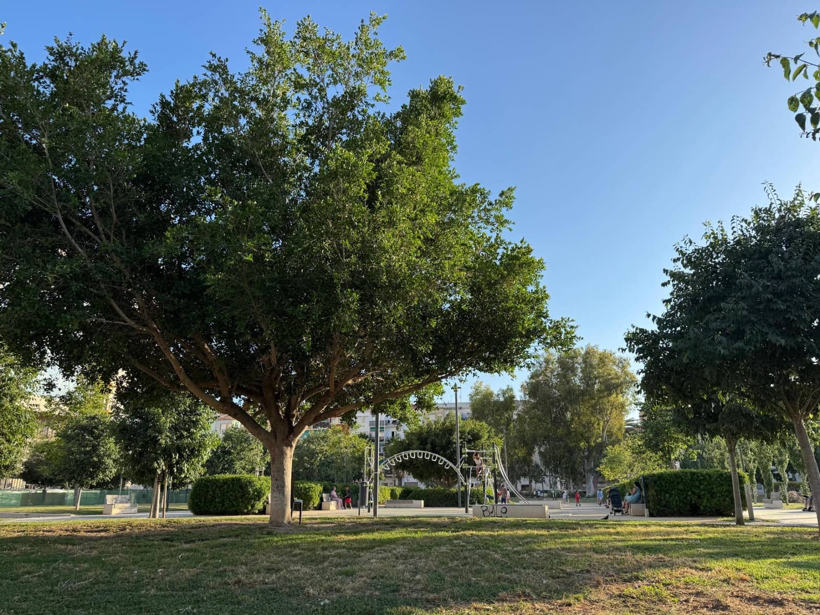 4 soveværelse Lejlighed til salg i Alicante by - € 170.000 (Ref: 9907513)