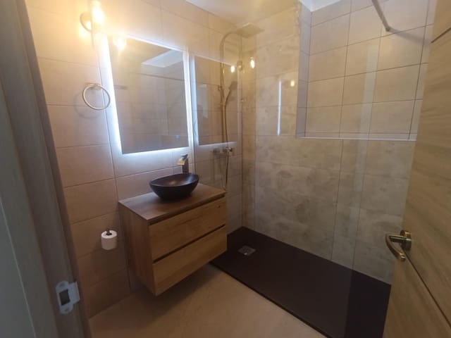 2 chambre Appartement à vendre à Elche / Elx - 170 000 € (Ref: 9915771)
