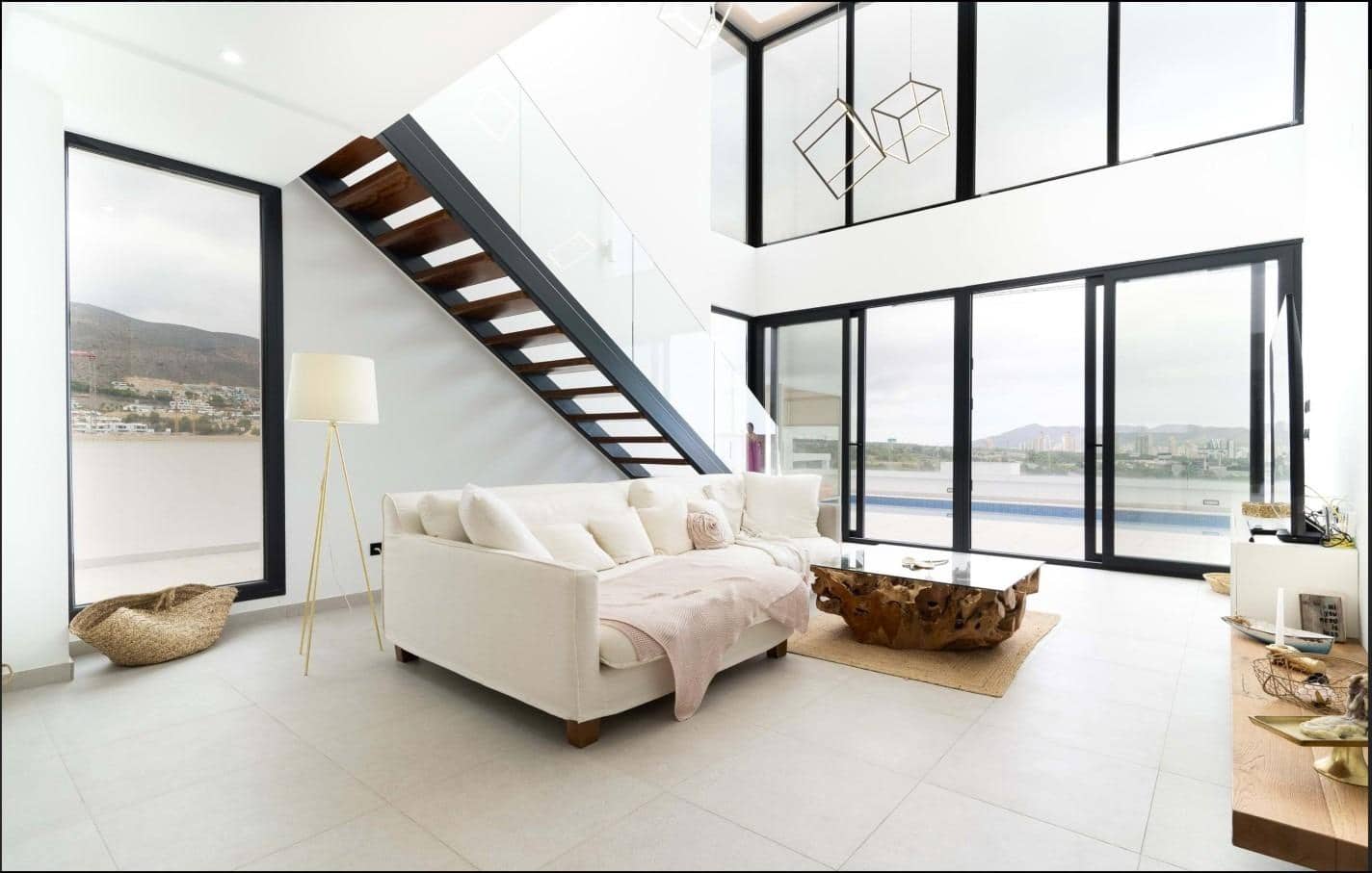 3 bedroom Villa for rent in Finestrat with pool - € 4,500 (Ref: 9922264)