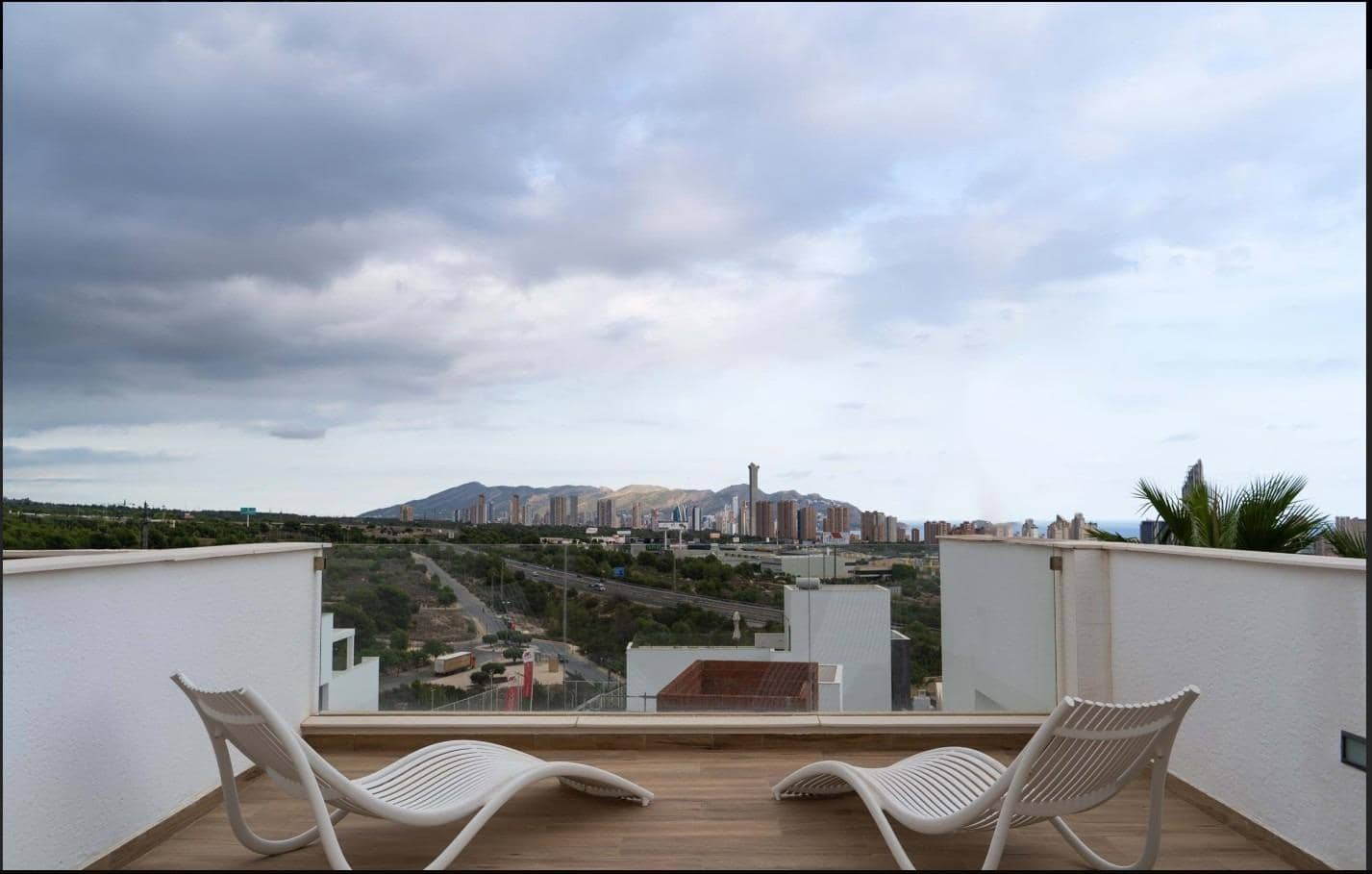 3 bedroom Villa for rent in Finestrat with pool - € 4,500 (Ref: 9922264)