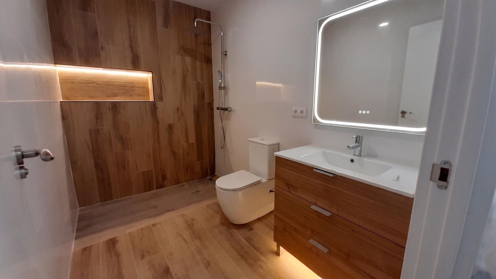 2 soveværelse Lejlighed til salg i Elche / Elx - € 165.000 (Ref: 9927355)