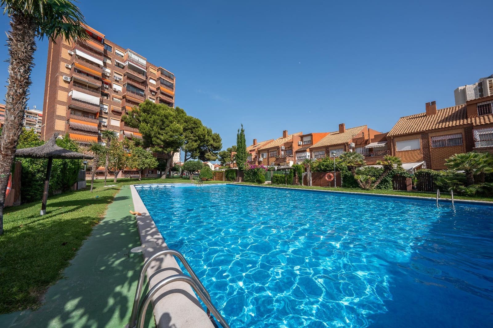 3 sovrum Lägenhet till salu i Playa de San Juan med pool garage - 430 000 € (Ref: 9929338)