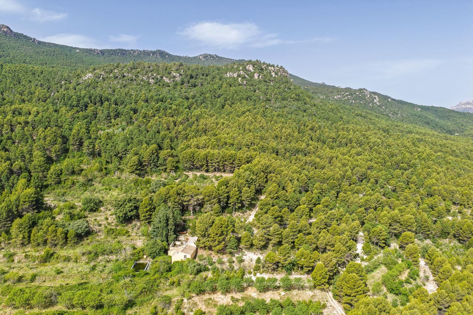 4 bedroom Finca/Country House for sale in Moratalla with pool - € 349,000 (Ref: 9929339)
