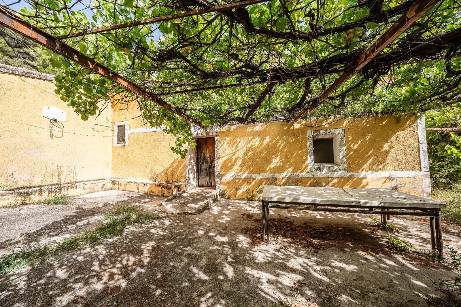 4 bedroom Finca/Country House for sale in Moratalla with pool - € 349,000 (Ref: 9929339)