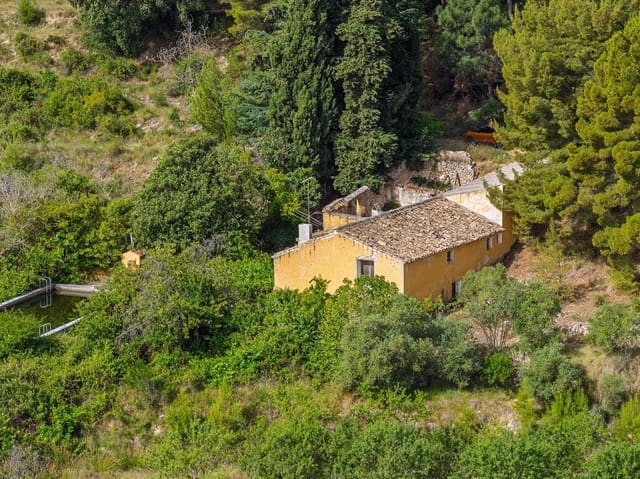 4 sypialnia Finka/Dom wiejski na sprzedaż w Moratalla z basenem - 349 000 € (Ref: 9929339)