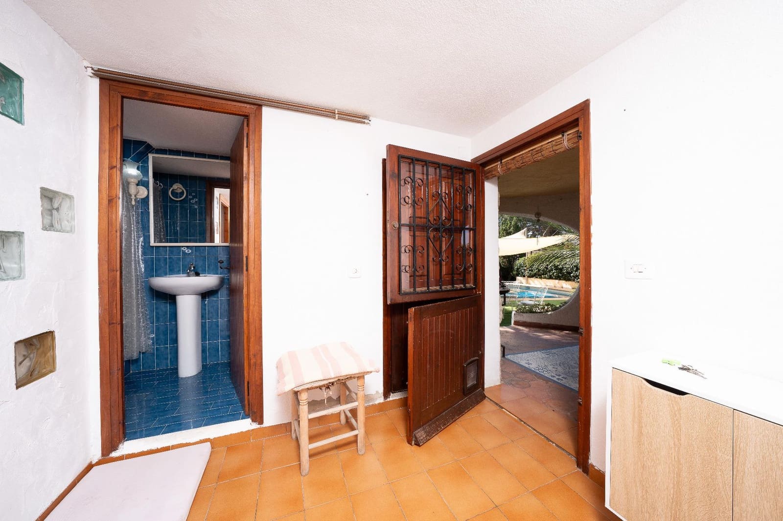 4 soveværelse Villa til salg i El Campello med swimmingpool garage - € 800.000 (Ref: 9929340)