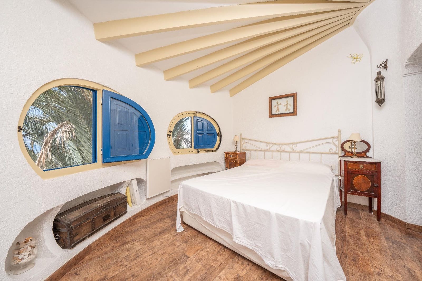 4 soveværelse Villa til salg i El Campello med swimmingpool garage - € 800.000 (Ref: 9929340)