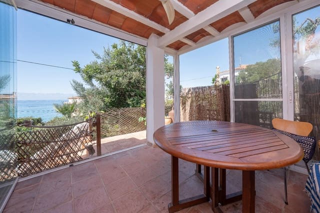 4 soveværelse Villa til salg i El Campello med swimmingpool garage - € 800.000 (Ref: 9929340)