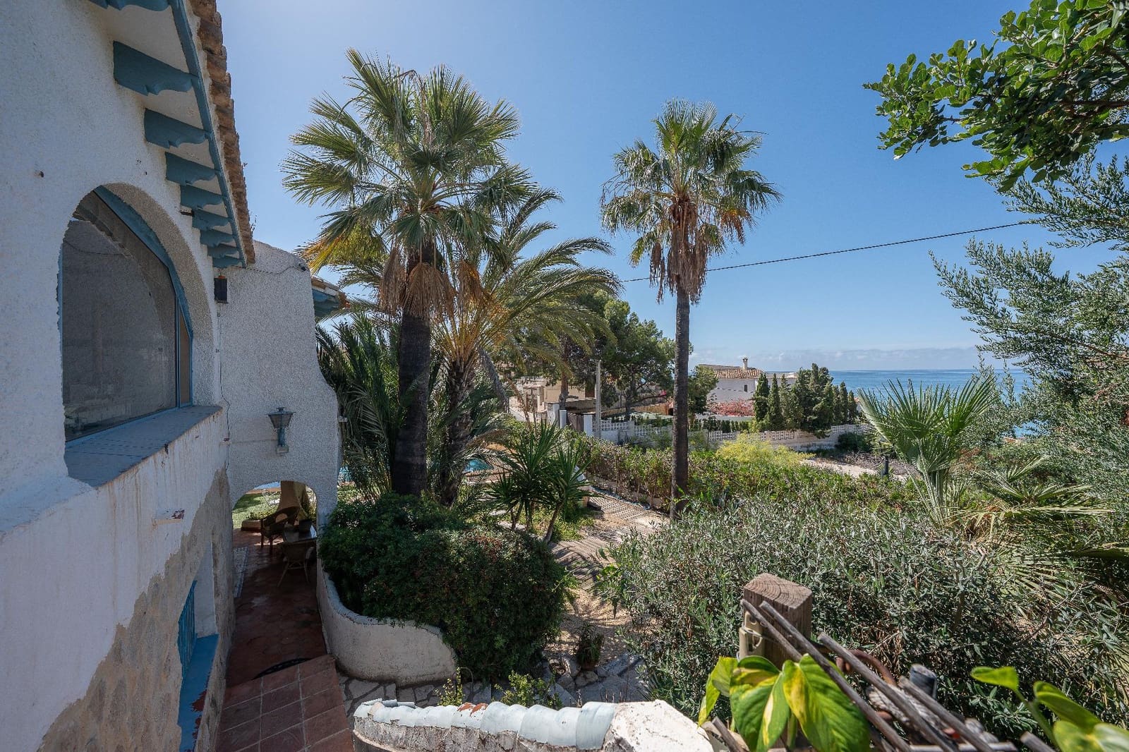4 soveværelse Villa til salg i El Campello med swimmingpool garage - € 800.000 (Ref: 9929340)