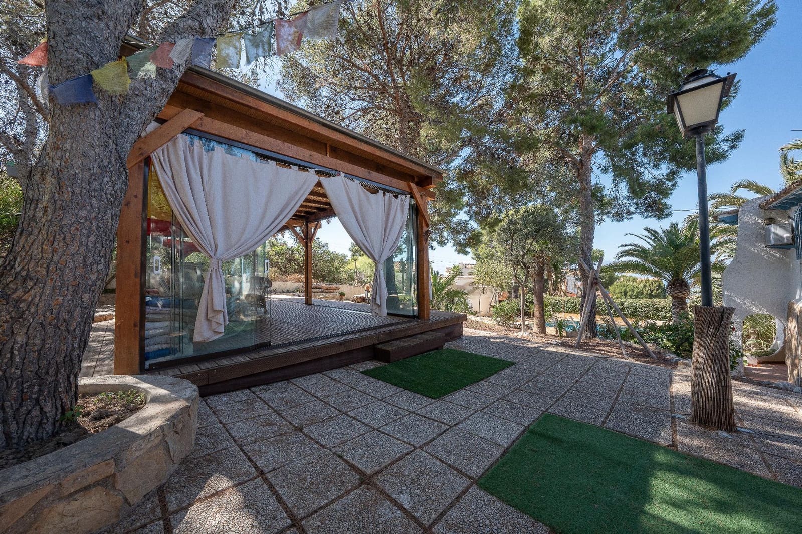 4 soveværelse Villa til salg i El Campello med swimmingpool garage - € 800.000 (Ref: 9929340)