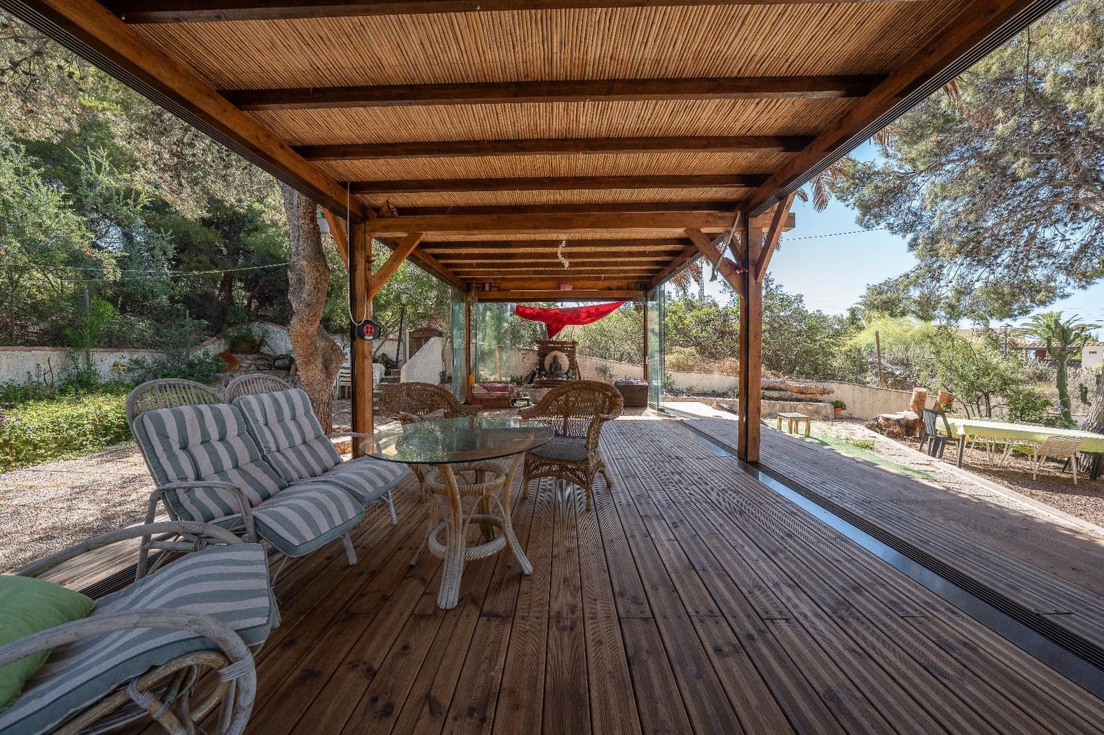 4 soveværelse Villa til salg i El Campello med swimmingpool garage - € 800.000 (Ref: 9929340)