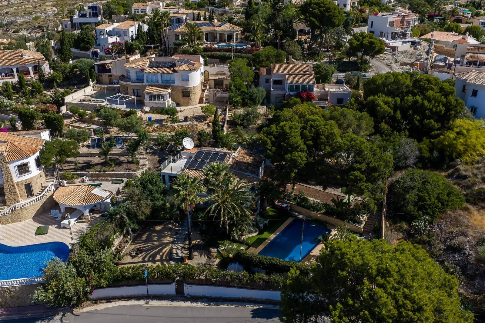 4 soveværelse Villa til salg i El Campello med swimmingpool garage - € 800.000 (Ref: 9929340)
