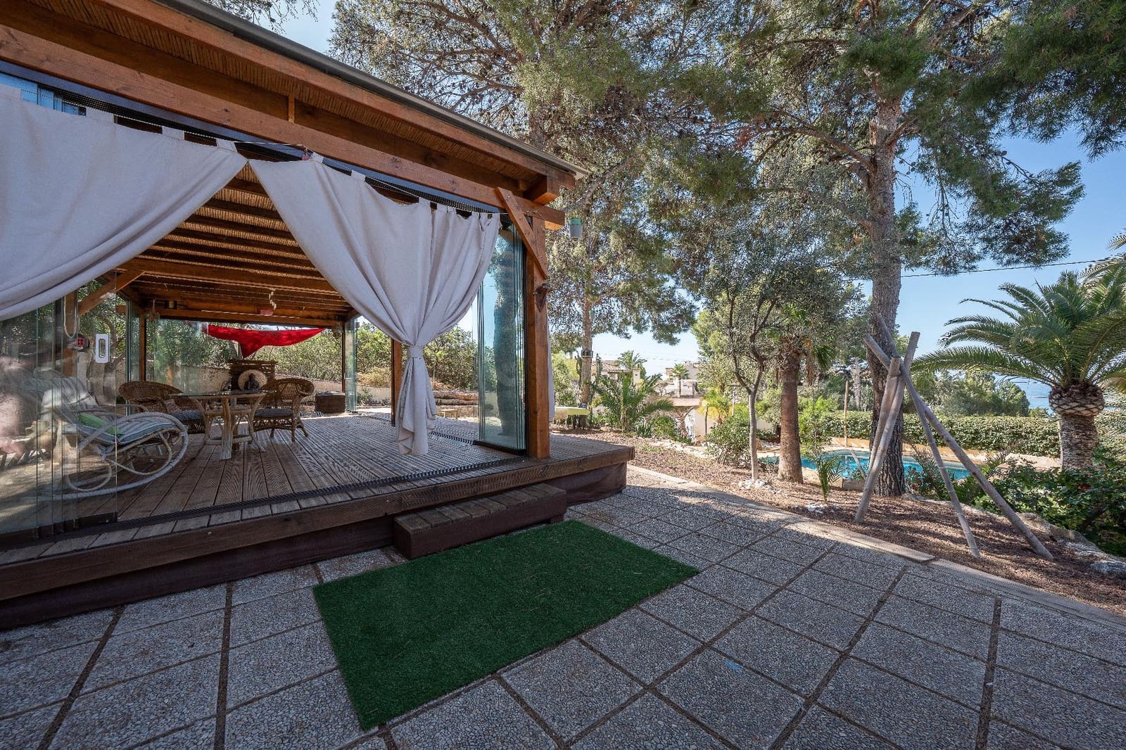 4 soveværelse Villa til salg i El Campello med swimmingpool garage - € 800.000 (Ref: 9929340)