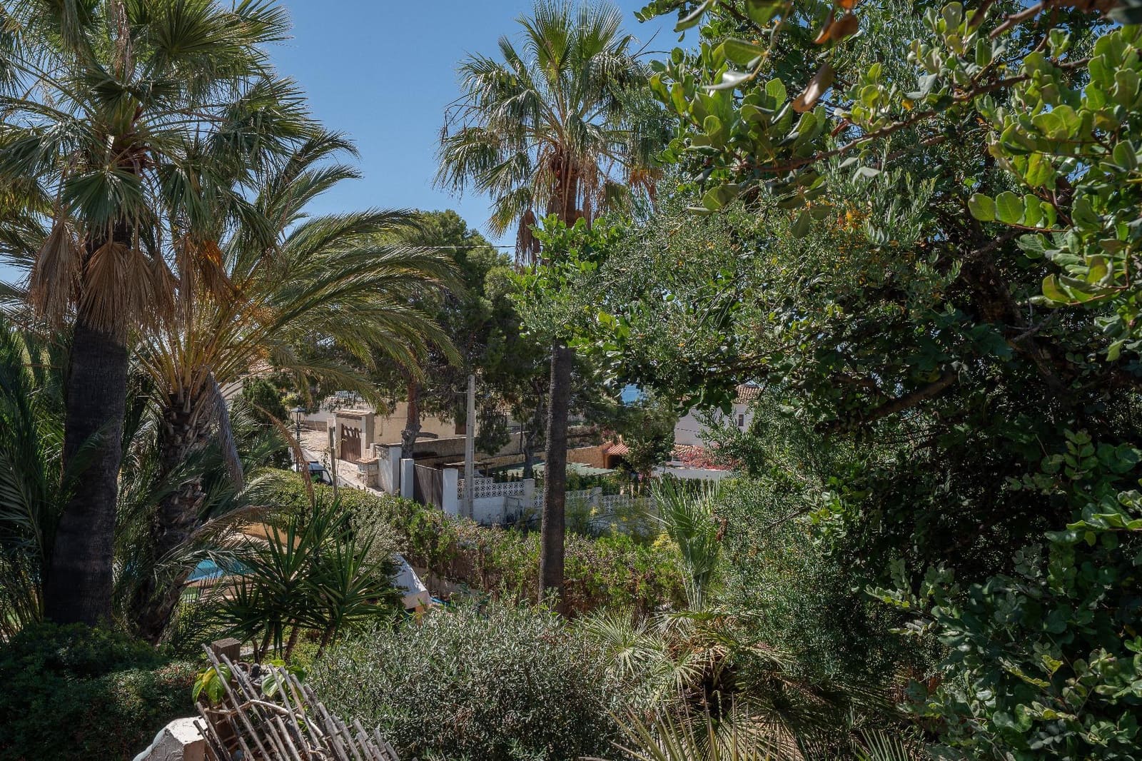 4 soveværelse Villa til salg i El Campello med swimmingpool garage - € 800.000 (Ref: 9929340)