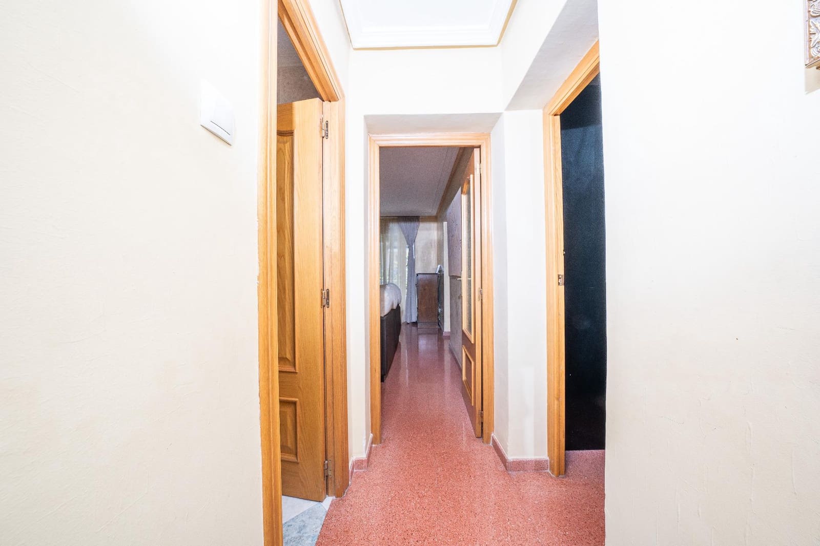 2 slaapkamer Flat te koop in Alicante stad - € 110.000 (Ref: 9934166)