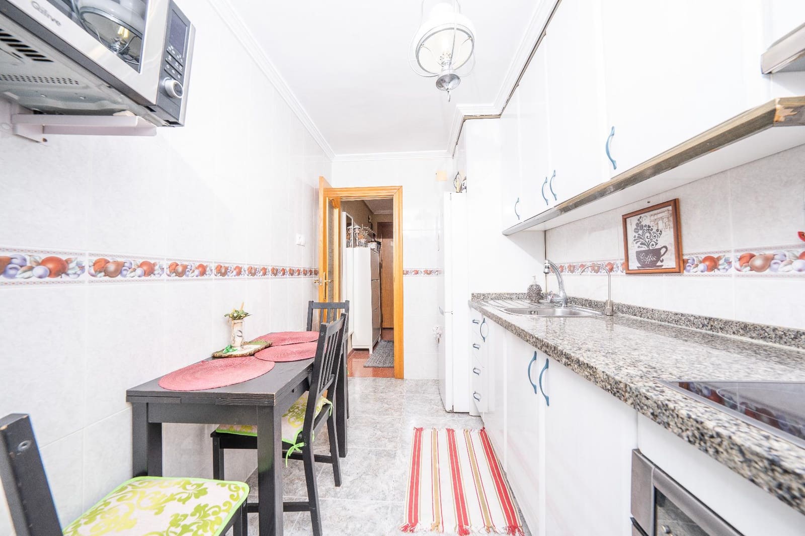 2 slaapkamer Flat te koop in Alicante stad - € 110.000 (Ref: 9934166)