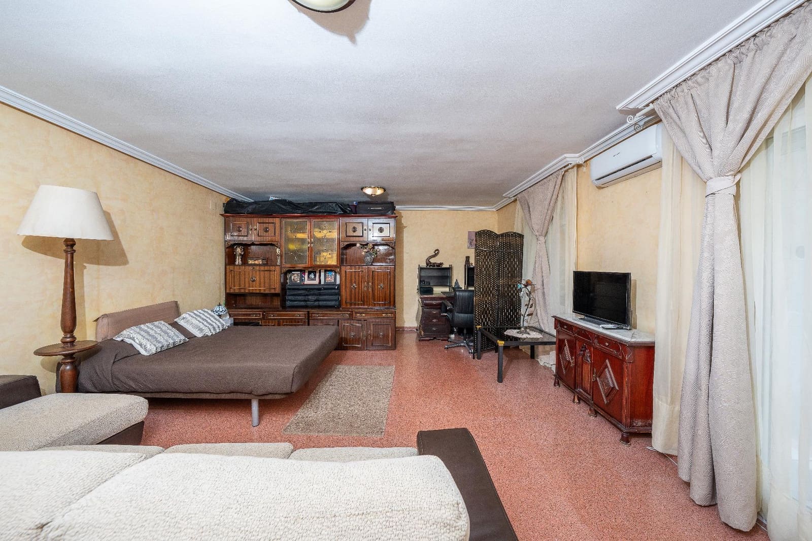 2 slaapkamer Flat te koop in Alicante stad - € 110.000 (Ref: 9934166)
