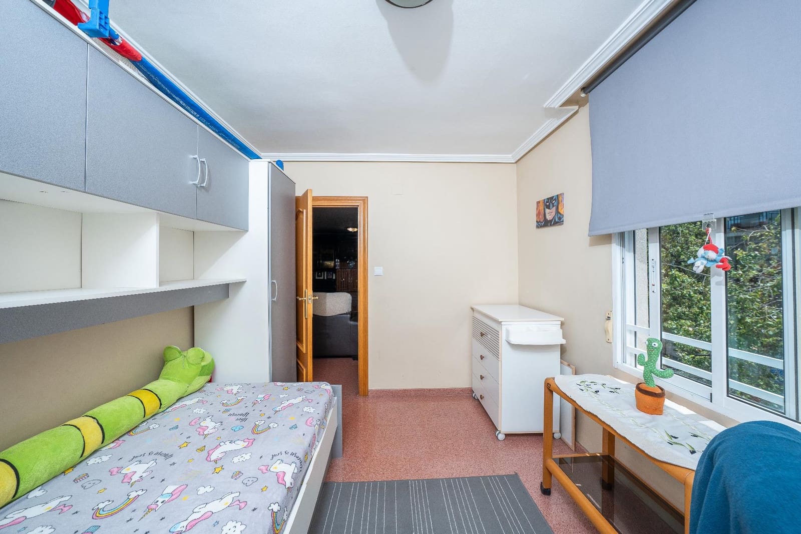 2 slaapkamer Flat te koop in Alicante stad - € 110.000 (Ref: 9934166)