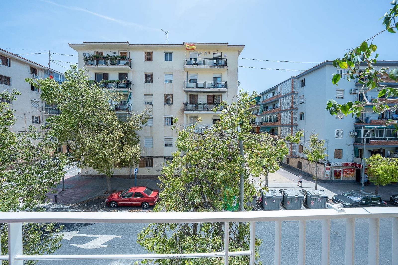 2 slaapkamer Flat te koop in Alicante stad - € 110.000 (Ref: 9934166)