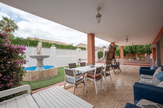 5 soveværelse Villa til salg i La Nucia med swimmingpool garage - € 999.000 (Ref: 9934167)