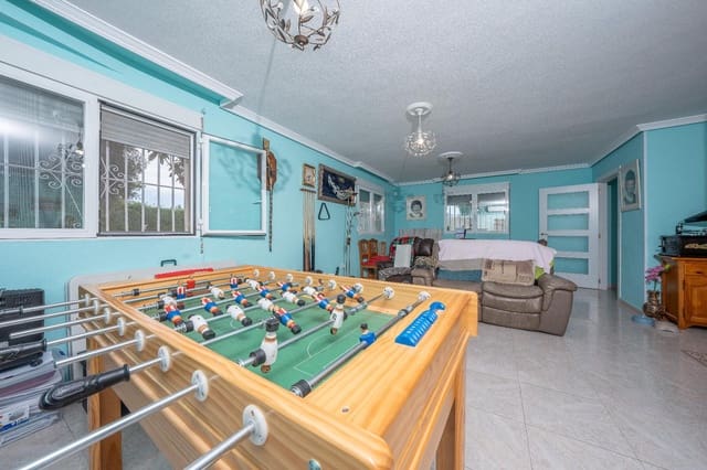 5 soveværelse Villa til salg i La Nucia med swimmingpool garage - € 999.000 (Ref: 9934167)