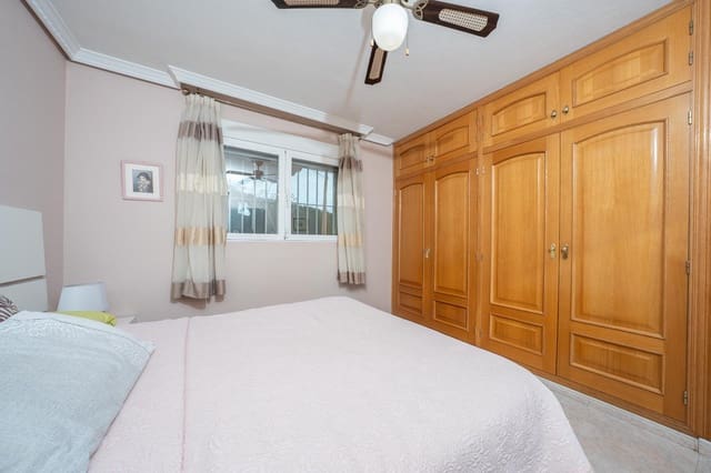 5 soveværelse Villa til salg i La Nucia med swimmingpool garage - € 999.000 (Ref: 9934167)