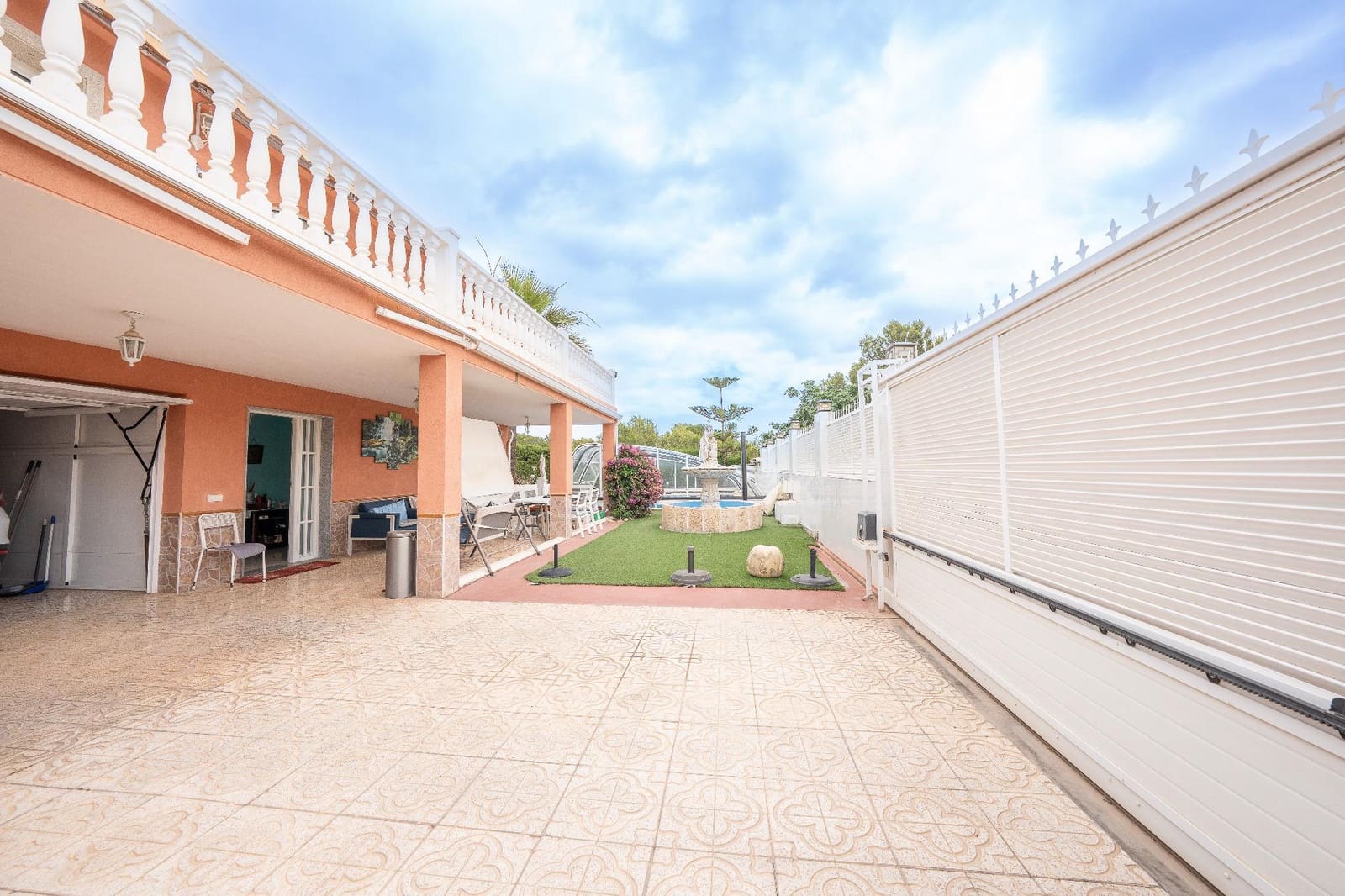 5 chambre Villa/Maison à vendre à La Nucia avec piscine garage - 899 000 € (Ref: 9934167)